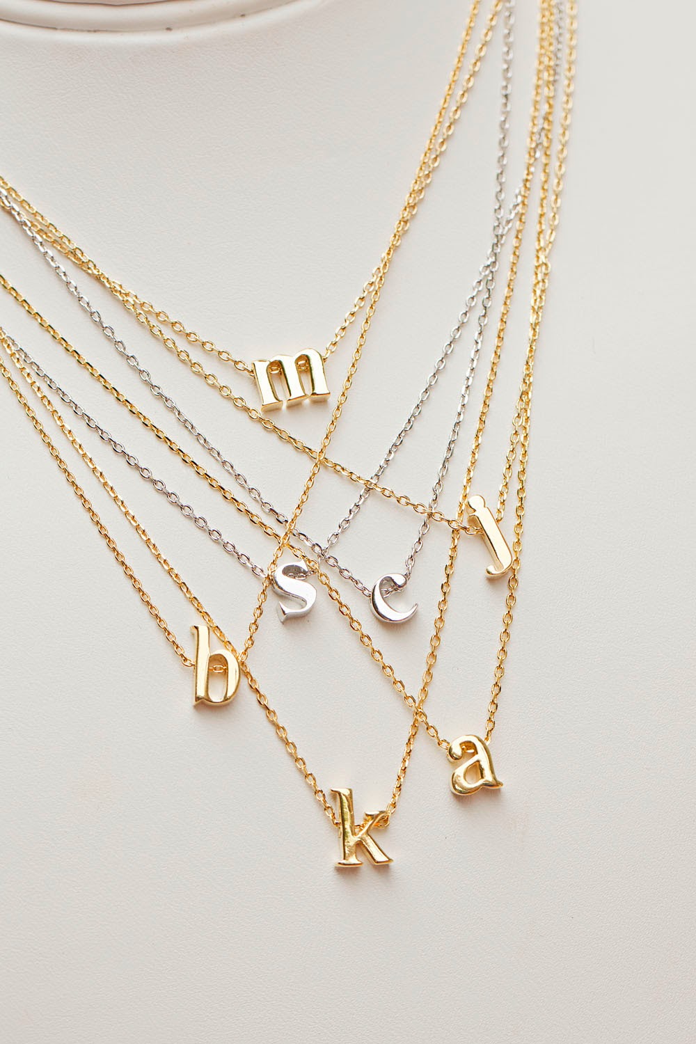 Learn About Initial Necklaces I'm very happy with this necklace. While the price was right, I wasn't sure what to expect with quality. This is a beautiful necklace. The chain is thin and delicate, and the initial (I chose 'M' for my son's name) is very delicate too.